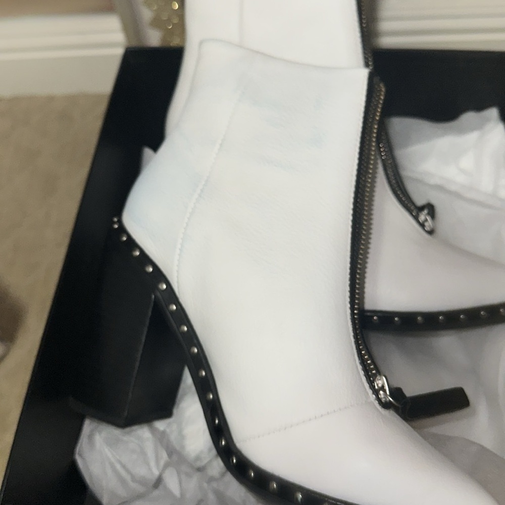 Sol Sana White Studded Boots with Black Block Heel - NIB - Picture 3 of 7